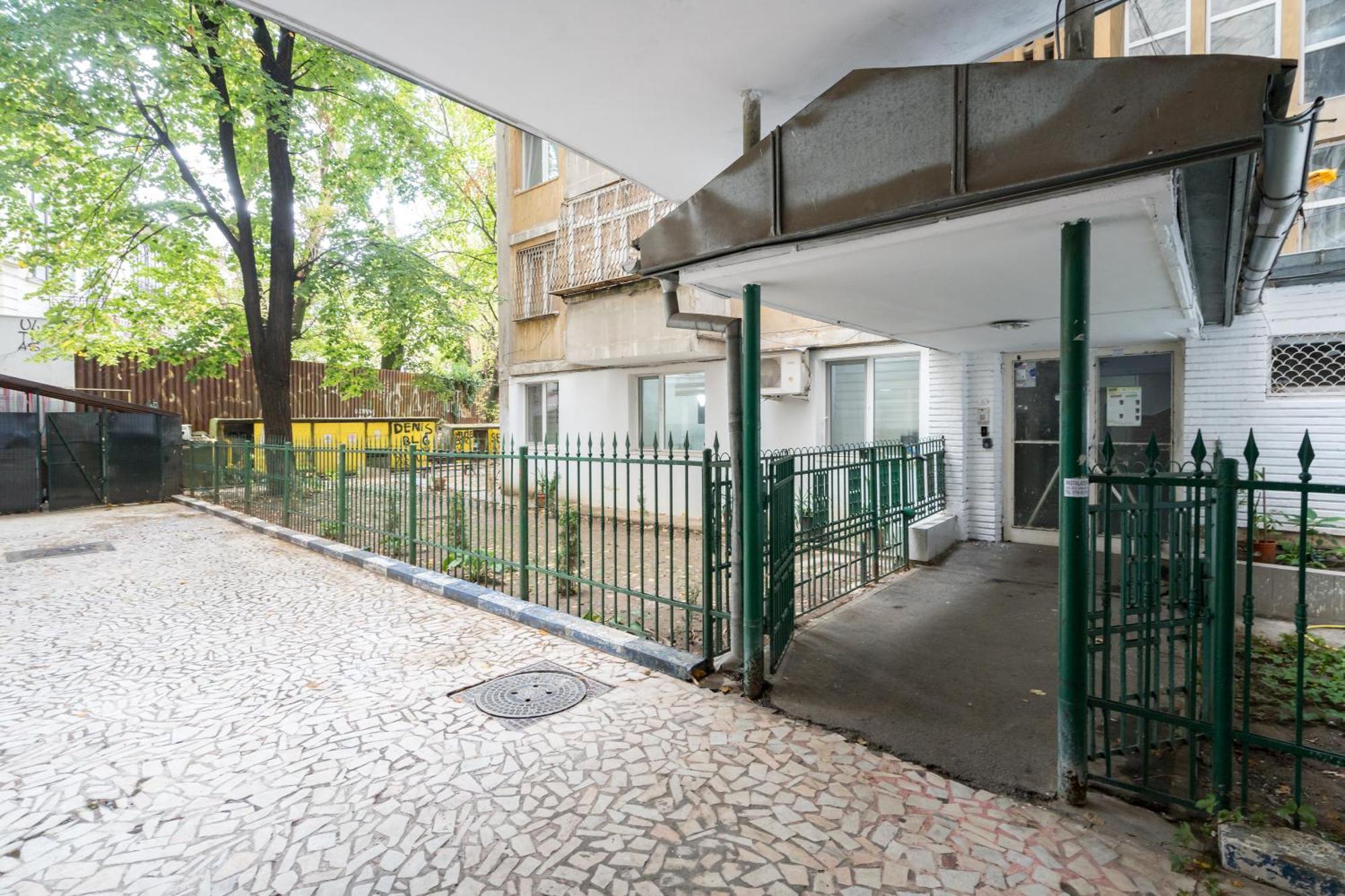 Ultracentral Cozy Apartment Bucharest Exterior photo
